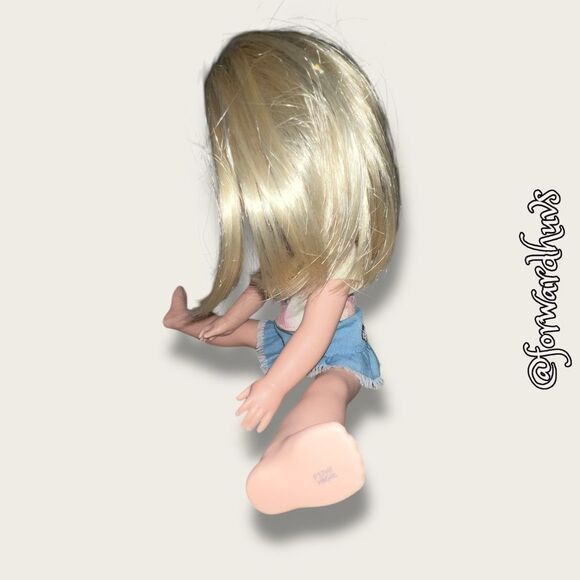 14” Camille American Girl WellieWisher Doll with Outfit - Picture 7 of 11